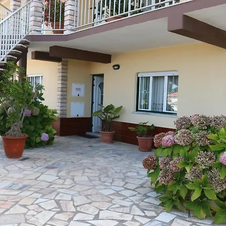 Vivenda Barroso Nazaré