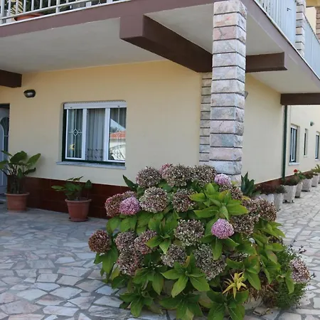 Vivenda Barroso * נאזרה